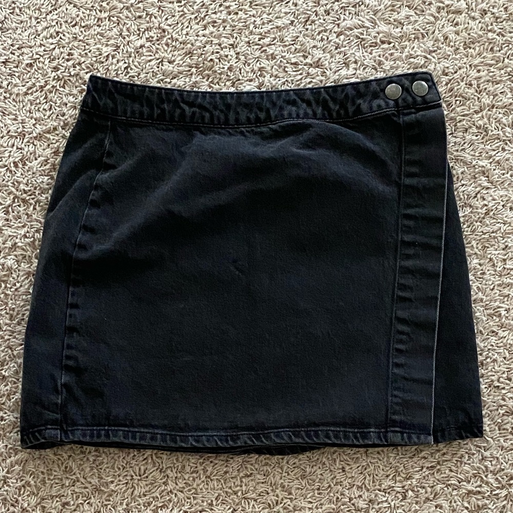ASOS DENIM SKIRT SIZE 10